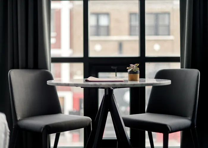 Hotel The Collection Wrigleyville