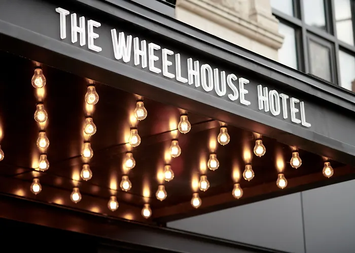 The Collection Wrigleyville Hotel Chicago