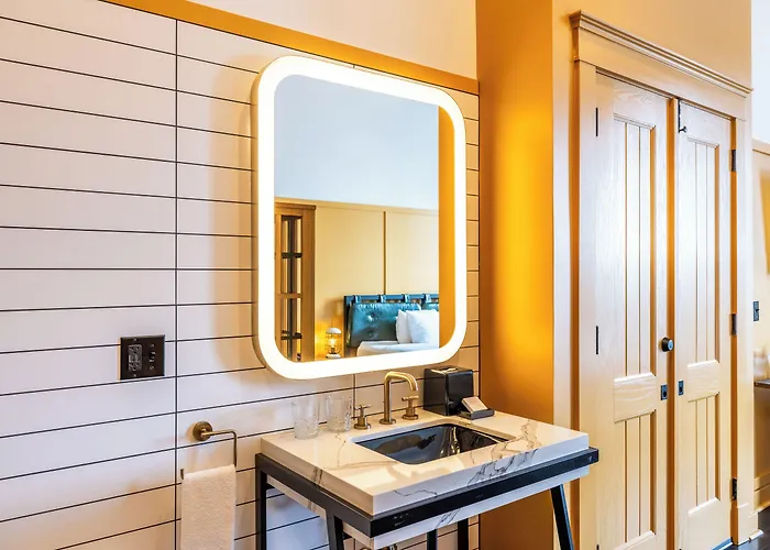 Hotel The Collection Wrigleyville Chicago
