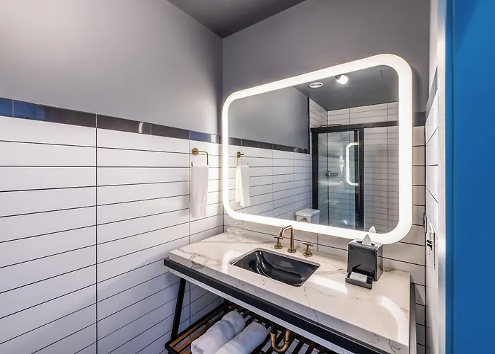 Hotel The Collection Wrigleyville Chicago
