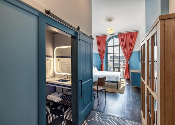 Hotel The Collection Wrigleyville
