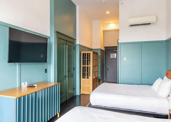 Hotel The Collection Wrigleyville