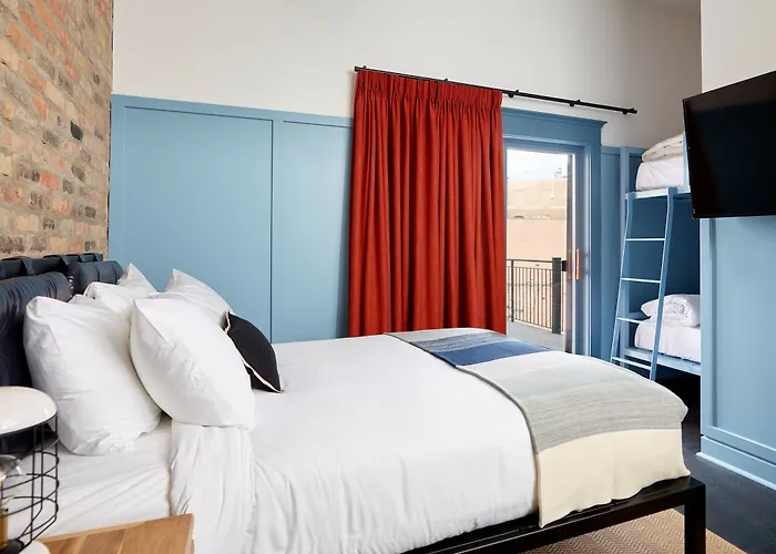 The Collection Wrigleyville 4* Chicago